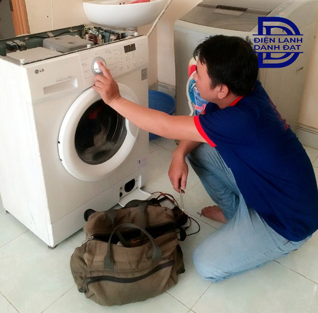 Sửa máy giặt LG báo lỗi màn hình hiển thị