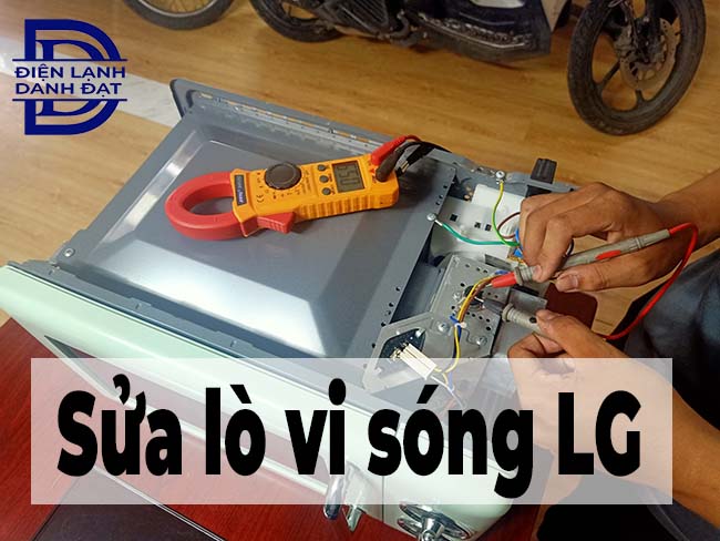 Sửa lò vi sóng LG bị chập điện