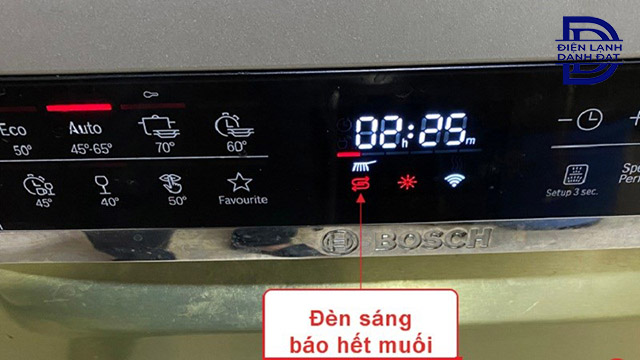 Máy rửa bát hết muối có sao không?