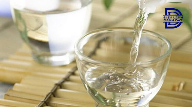 Cách làm sạch tủ lạnh bằng giấm