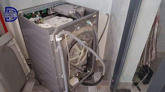 Cách sửa máy giặt Electrolux bị rung lắc