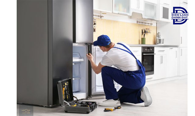 Tủ lạnh electrolux báo lỗi tít tít